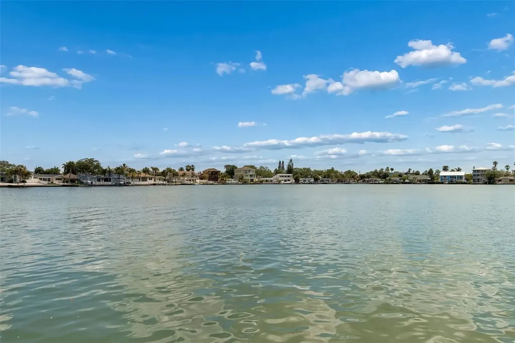 2307 Bay Boulevard Indian Rocks Beach FL 33785