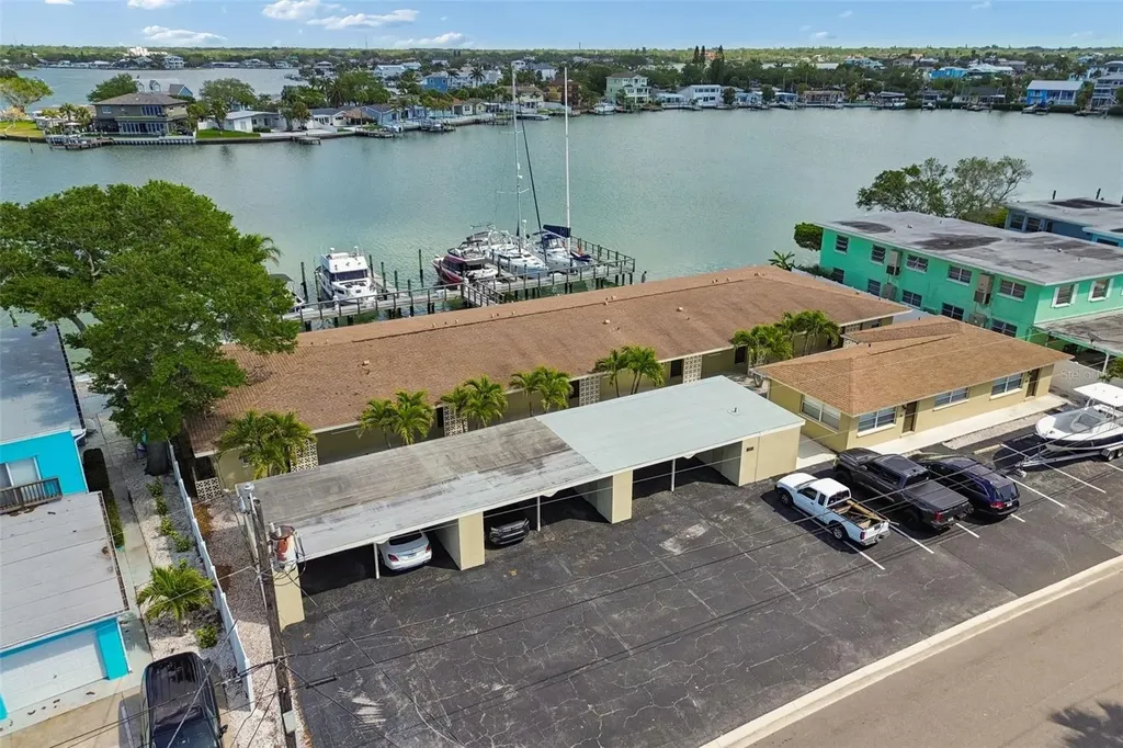 2307 Bay Boulevard Indian Rocks Beach FL 33785