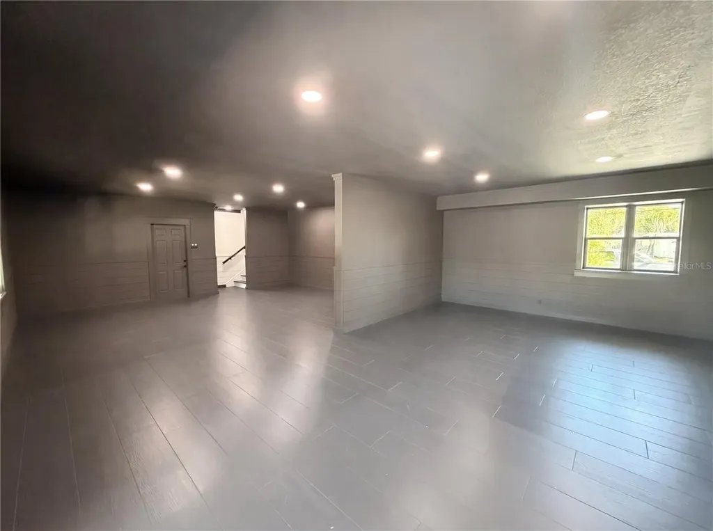 83 Palm Boulevard Dunedin FL 34698