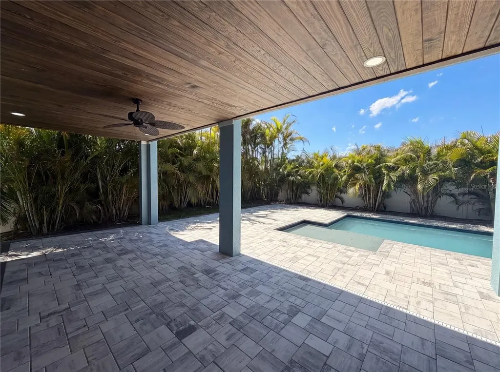 83 Palm Boulevard Dunedin FL 34698