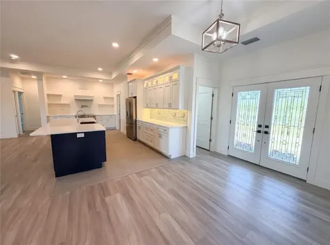 83 Palm Boulevard Dunedin FL 34698