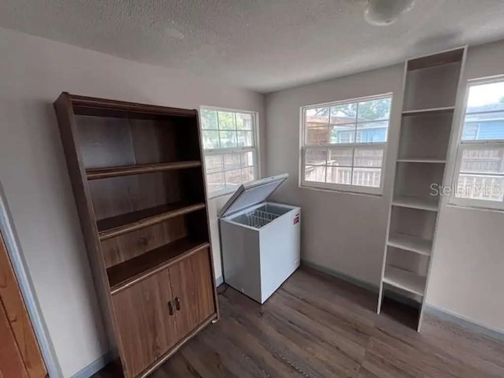 356 Clifton Avenue Holly Hill FL 32117