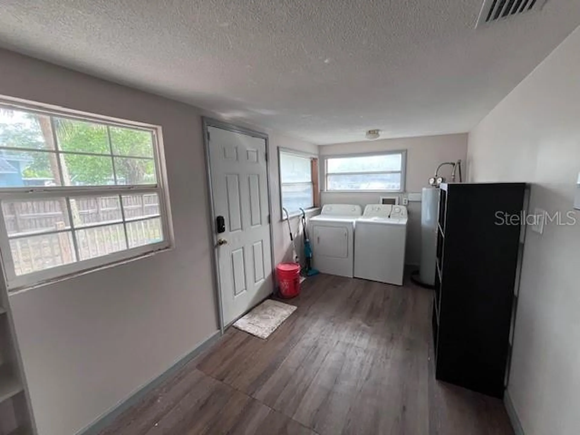 356 Clifton Avenue Holly Hill FL 32117