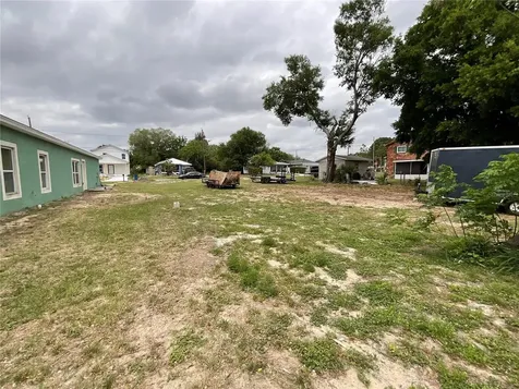 480 D Street Lake Wales FL 33853