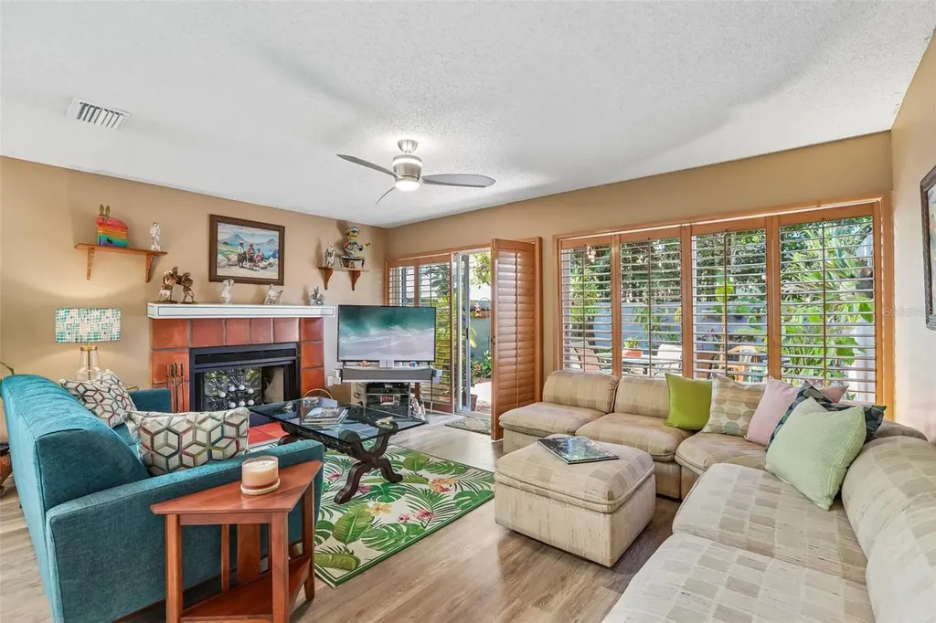 3308 W Santiago Street Tampa FL 33629