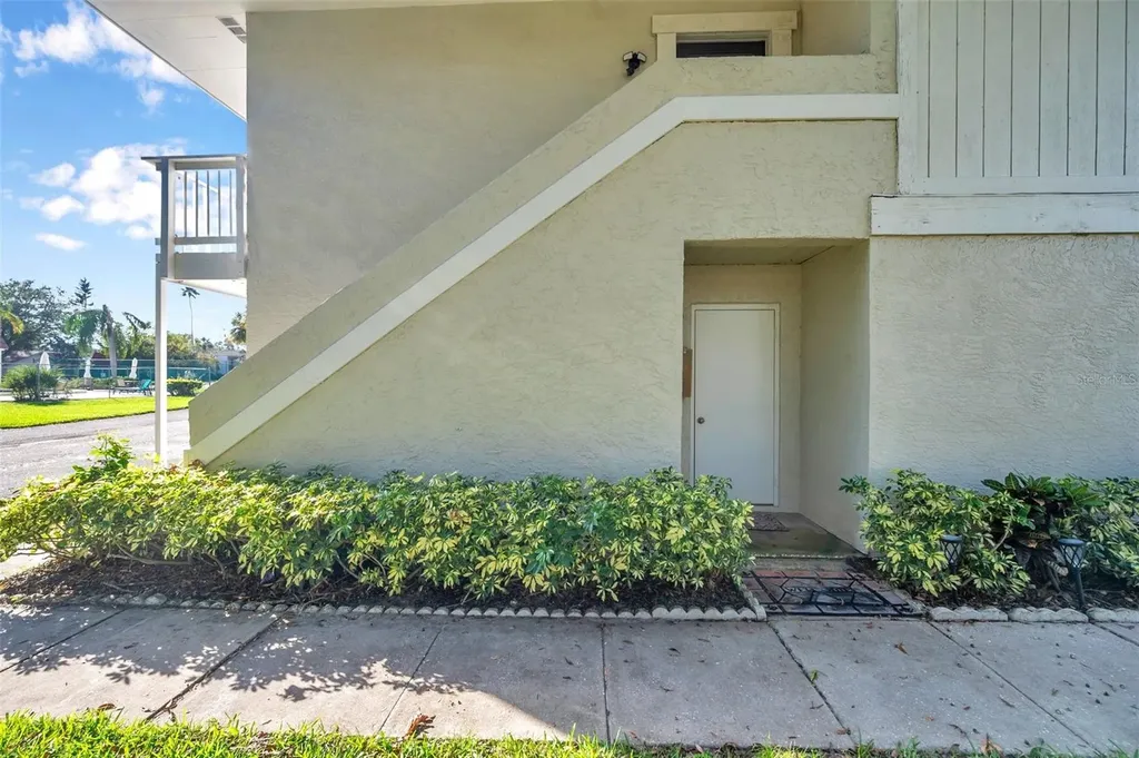 2937 Bough Avenue Clearwater FL 33760