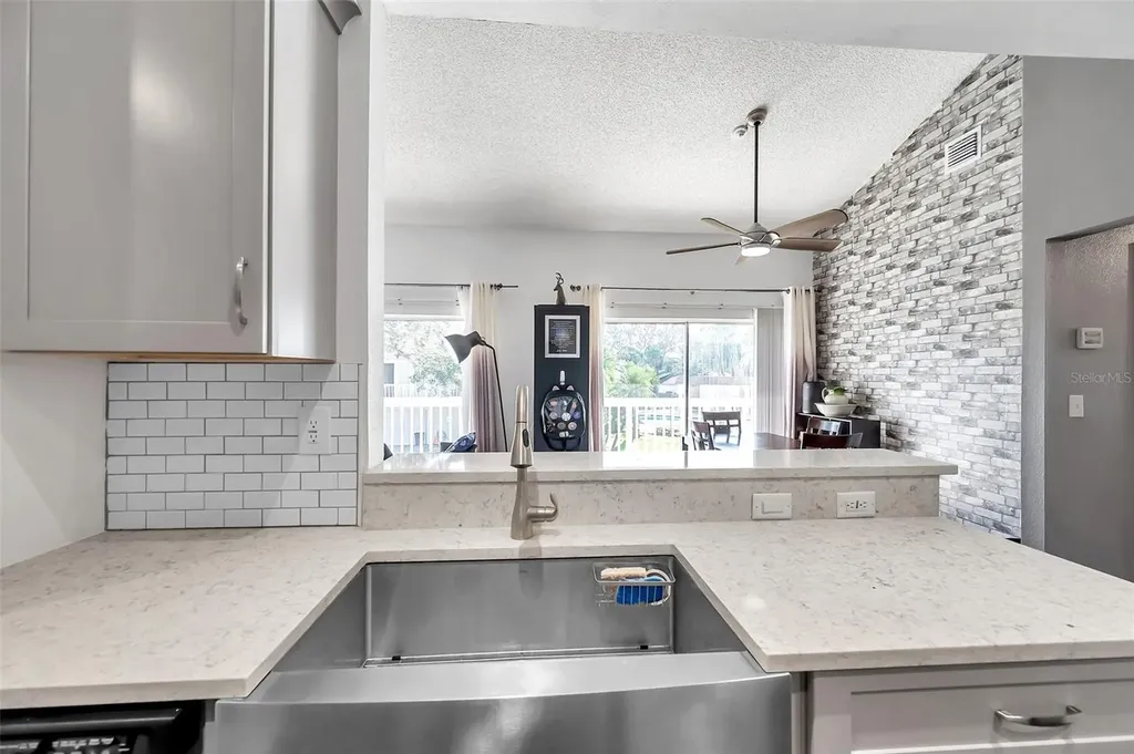 2937 Bough Avenue Clearwater FL 33760