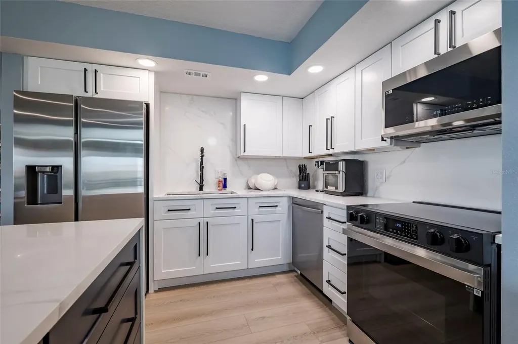 855 Bayway Boulevard Clearwater Beach FL 33767