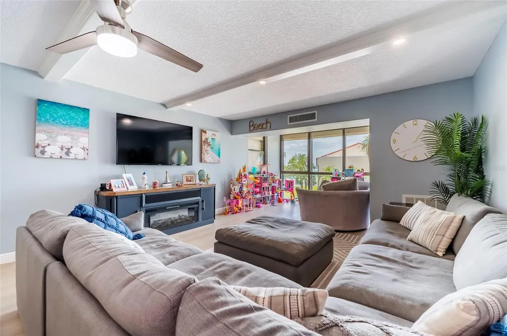 855 Bayway Boulevard Clearwater Beach FL 33767