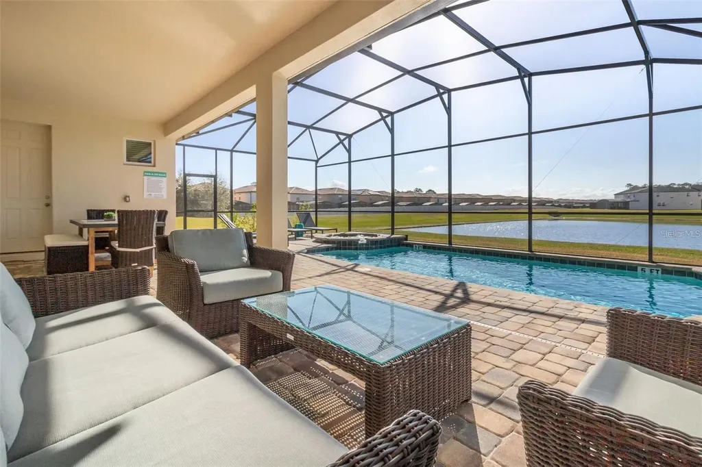 8904 Caroline Bay Court Kissimmee FL 34747