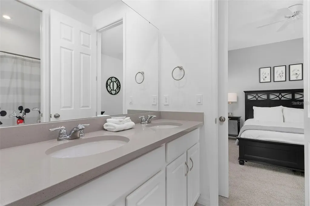 8904 Caroline Bay Court Kissimmee FL 34747