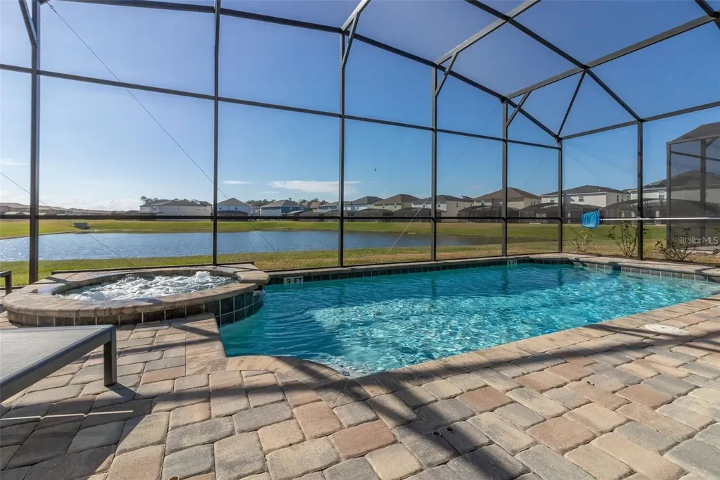 8904 Caroline Bay Court Kissimmee FL 34747