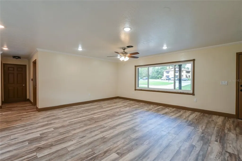 1846 SE Lake Weir Avenue Ocala FL 34471