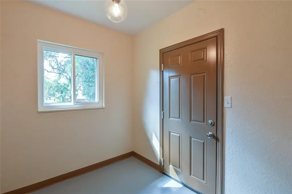 1846 SE Lake Weir Avenue Ocala FL 34471