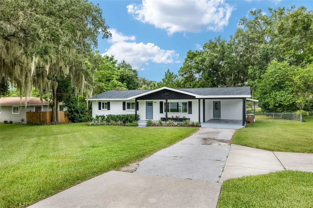 1846 SE Lake Weir Avenue Ocala FL 34471