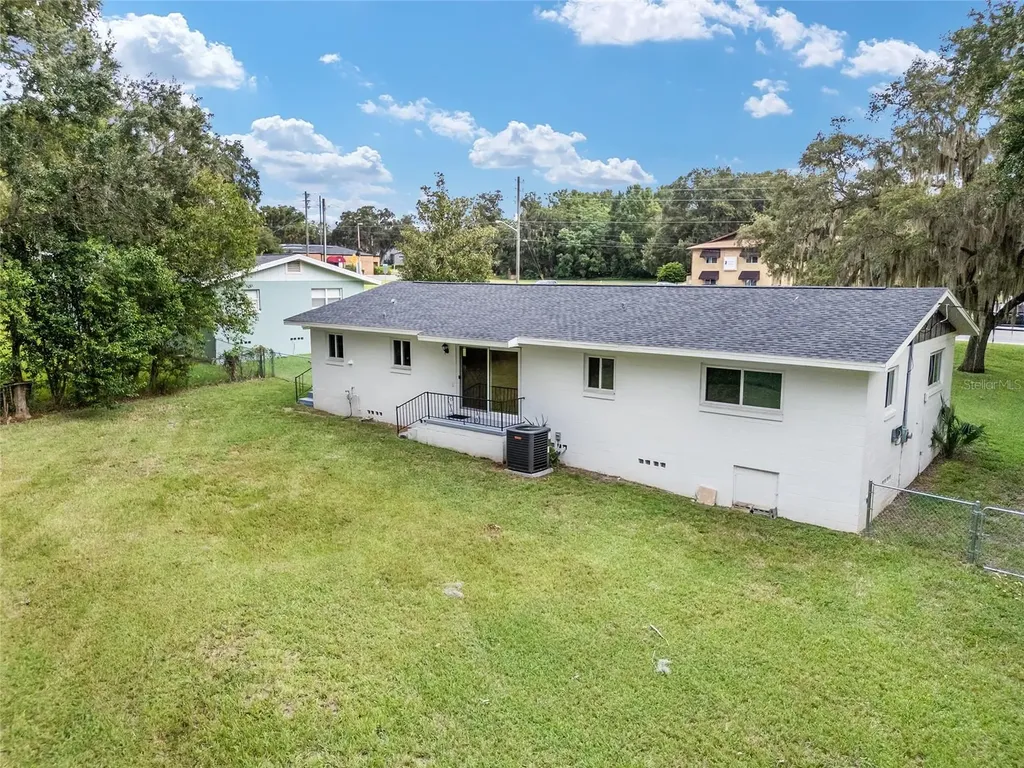 1846 SE Lake Weir Avenue Ocala FL 34471