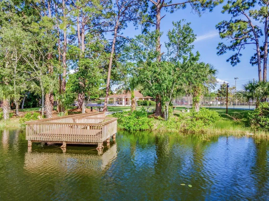 108 Edgewater Circle Sanford FL 32773