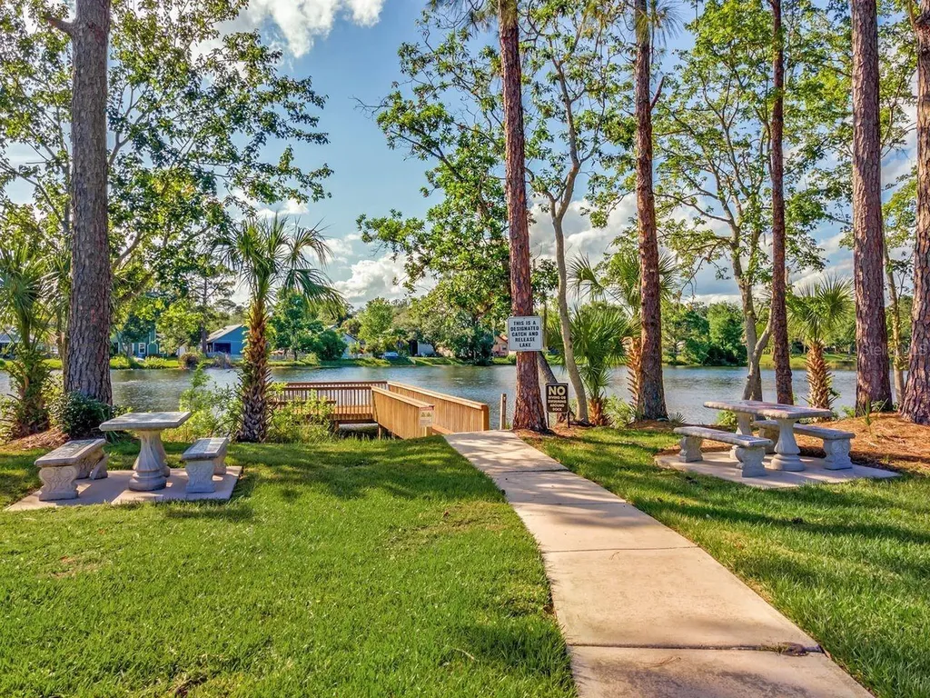 108 Edgewater Circle Sanford FL 32773