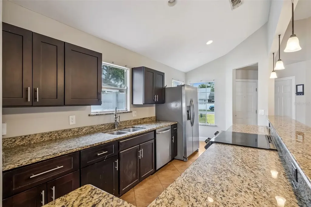 108 Edgewater Circle Sanford FL 32773