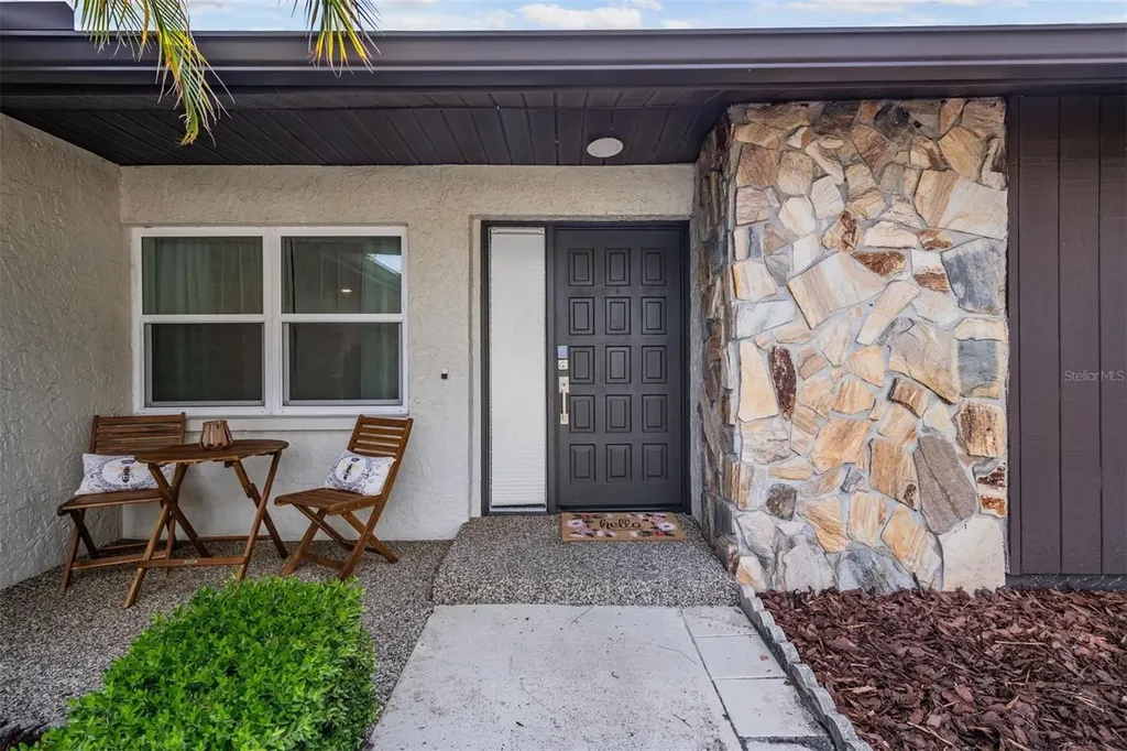 3643 Fairway Forest Circle Palm Harbor FL 34685
