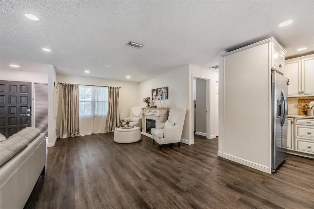 3643 Fairway Forest Circle Palm Harbor FL 34685