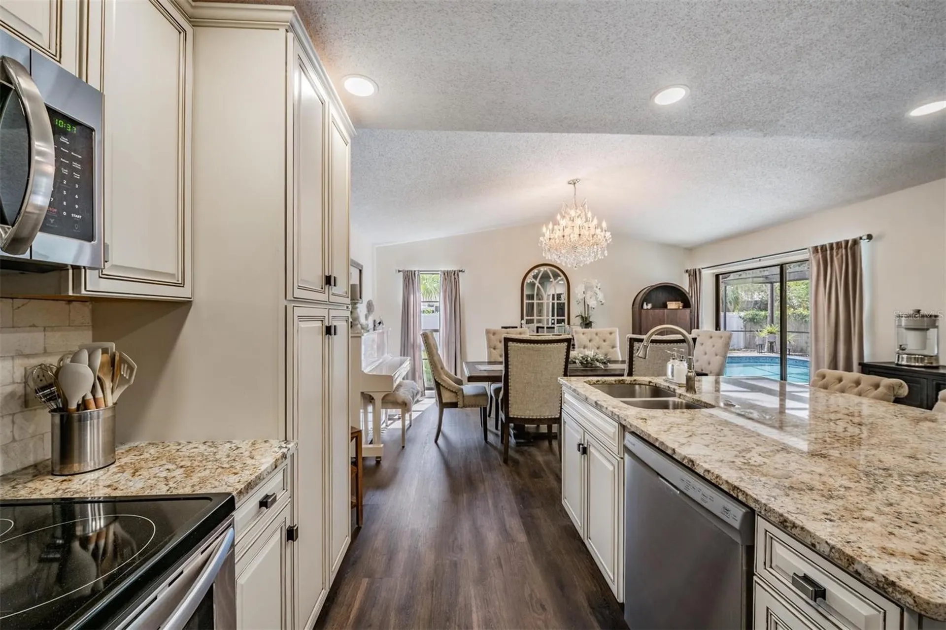 3643 Fairway Forest Circle Palm Harbor FL 34685