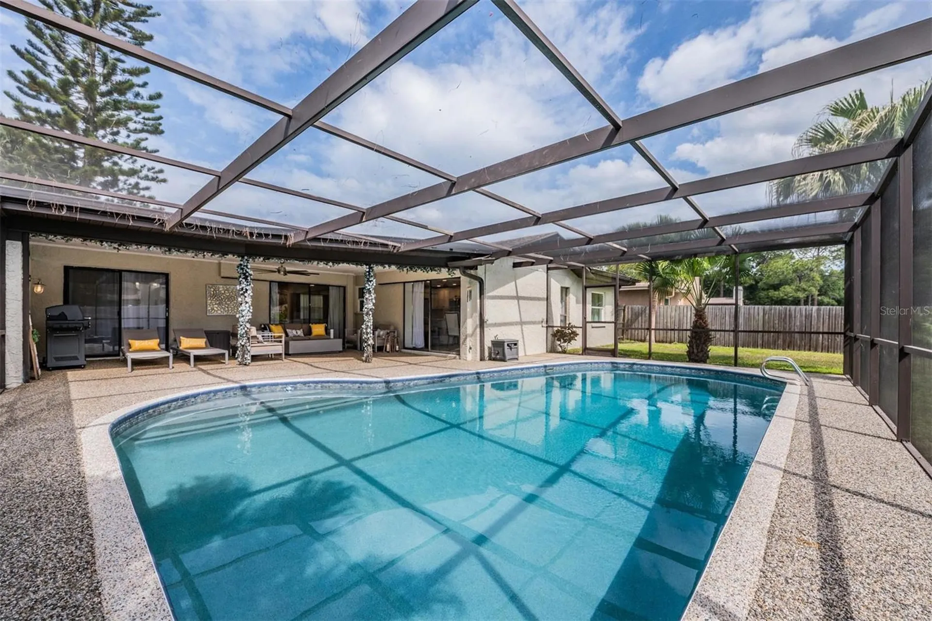 3643 Fairway Forest Circle Palm Harbor FL 34685