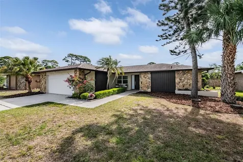 3643 Fairway Forest Circle Palm Harbor FL 34685
