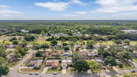 3643 Fairway Forest Circle Palm Harbor FL 34685