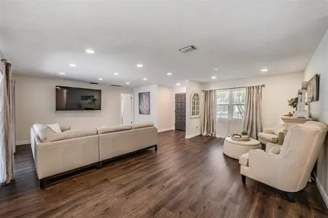 3643 Fairway Forest Circle Palm Harbor FL 34685