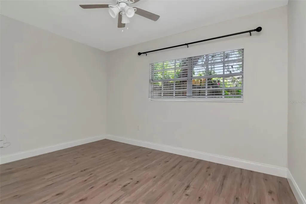 2101 E Howell Street Tampa FL 33610