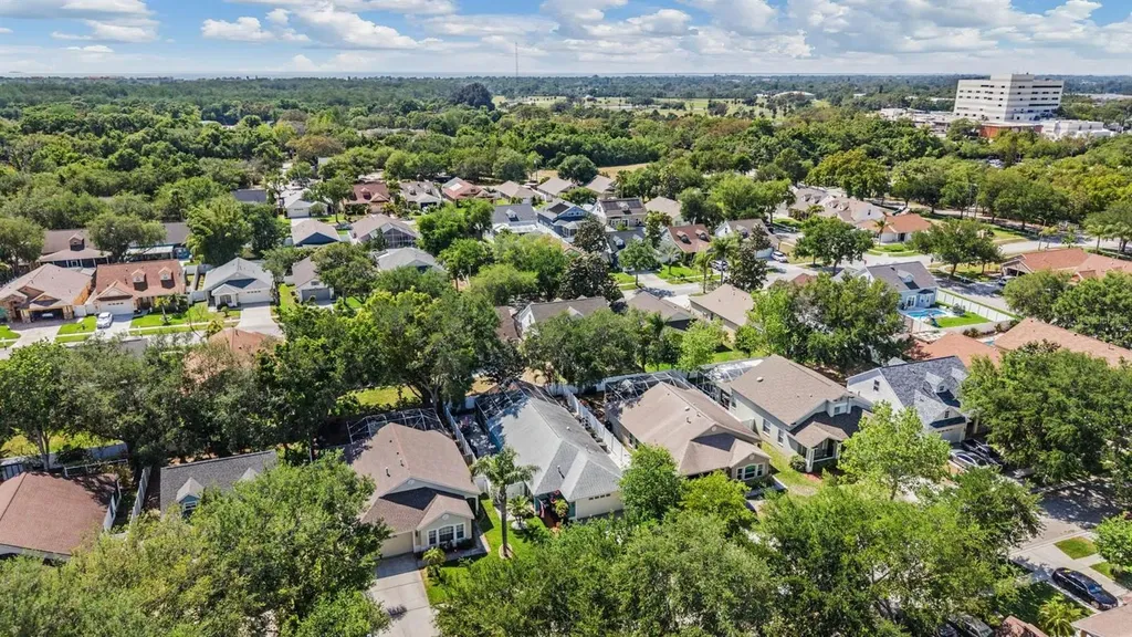 1686 Oak Spring Drive Tarpon Springs FL 34689