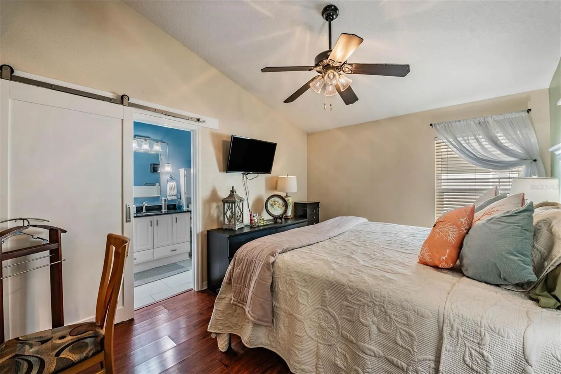 1686 Oak Spring Drive Tarpon Springs FL 34689