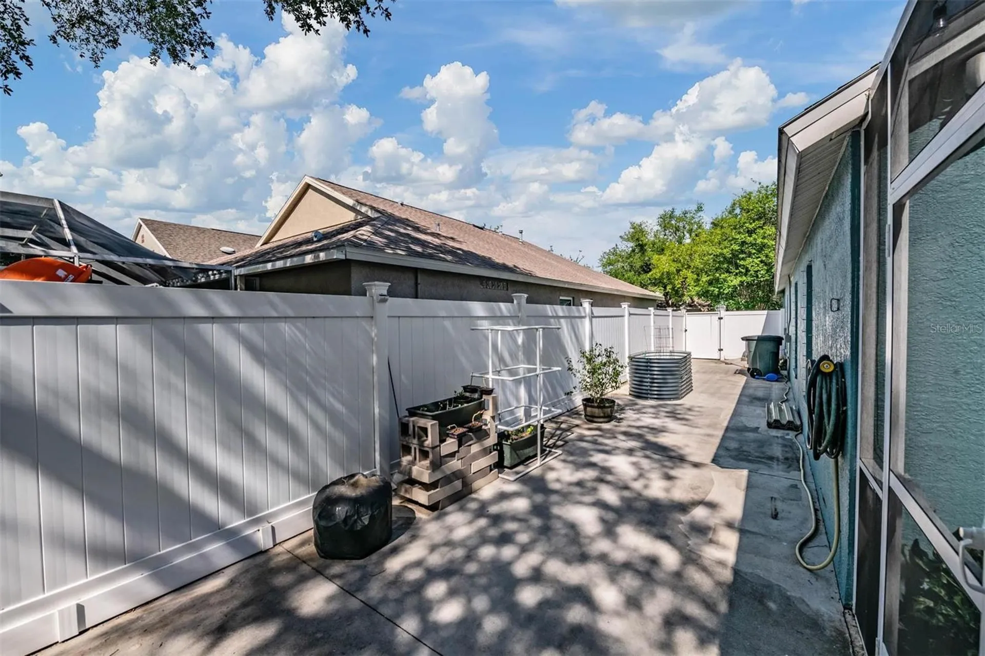1686 Oak Spring Drive Tarpon Springs FL 34689