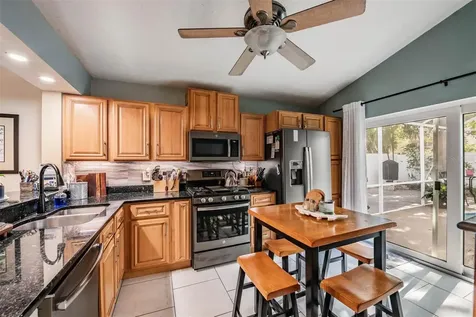 1686 Oak Spring Drive Tarpon Springs FL 34689