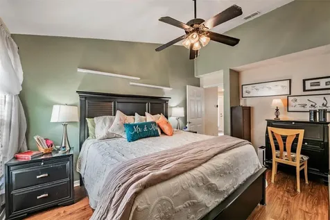 1686 Oak Spring Drive Tarpon Springs FL 34689