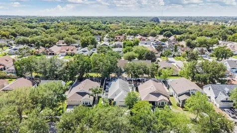 1686 Oak Spring Drive Tarpon Springs FL 34689