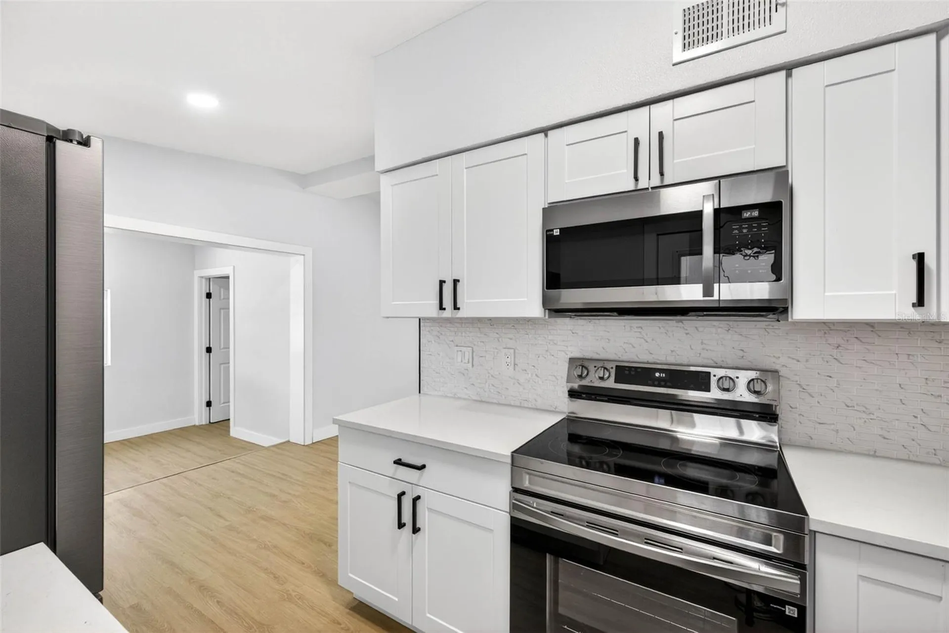 4127 12th Avenue S St Petersburg FL 33711