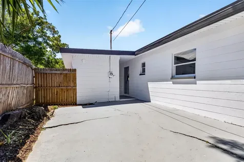4127 12th Avenue S St Petersburg FL 33711