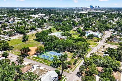 4127 12th Avenue S St Petersburg FL 33711