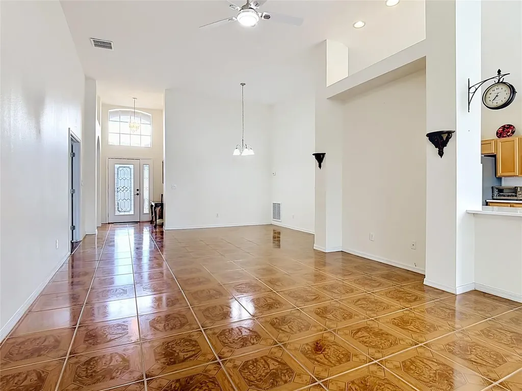 322 High Vista Drive Davenport FL 33837