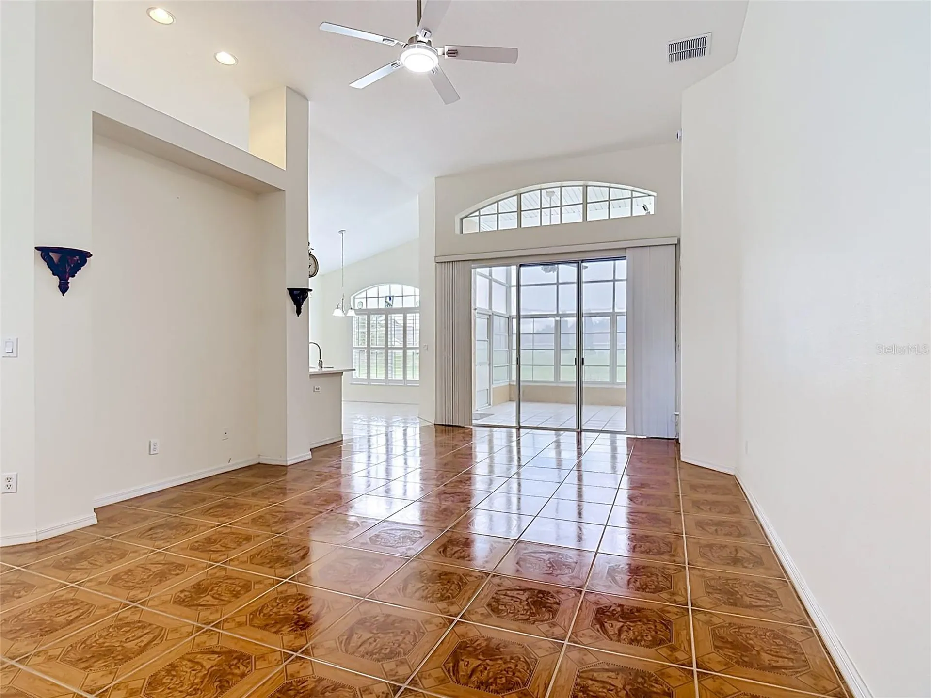 322 High Vista Drive Davenport FL 33837