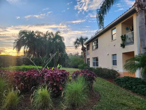 4442 Corso Venetia Boulevard Venice FL 34293