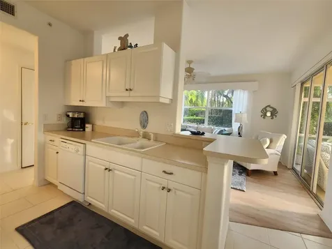 4442 Corso Venetia Boulevard Venice FL 34293