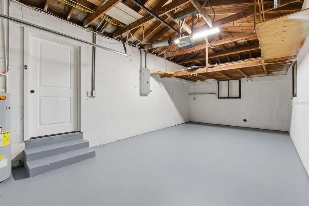 923 1st Avenue NW Largo FL 33770
