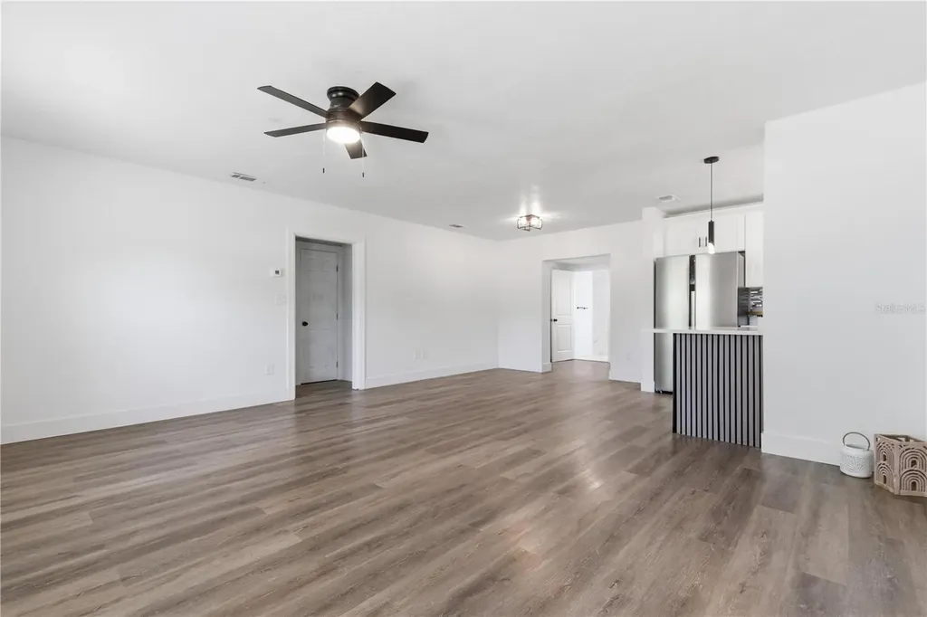 923 1st Avenue NW Largo FL 33770