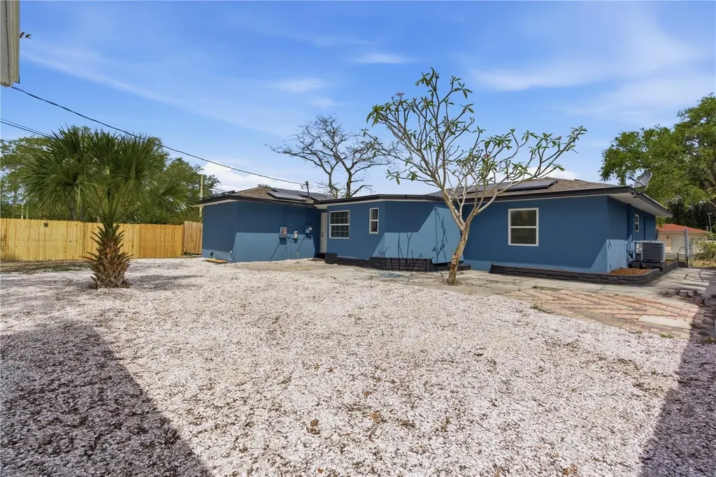 923 1st Avenue NW Largo FL 33770