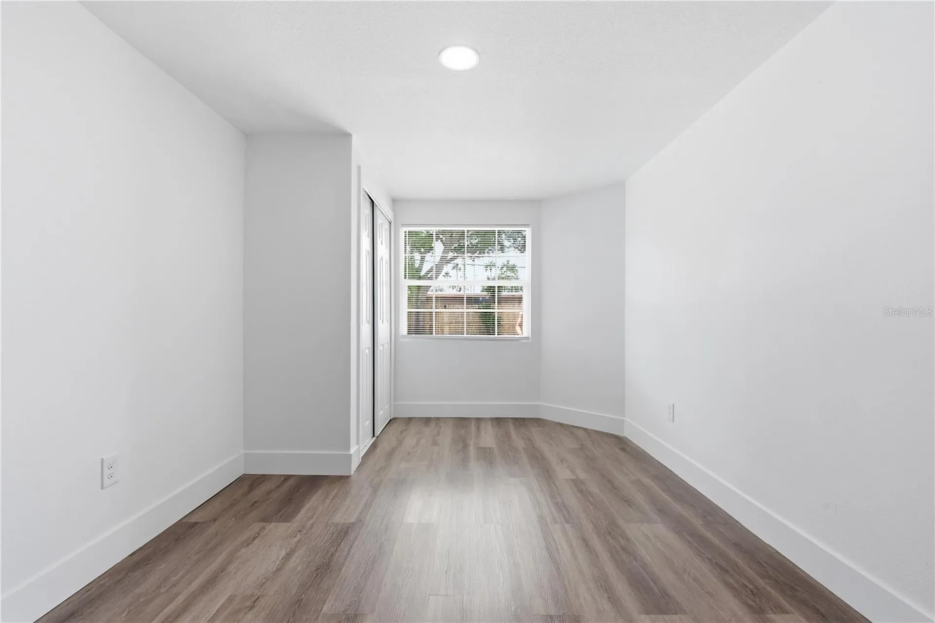 923 1st Avenue NW Largo FL 33770