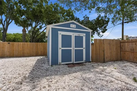 923 1st Avenue NW Largo FL 33770