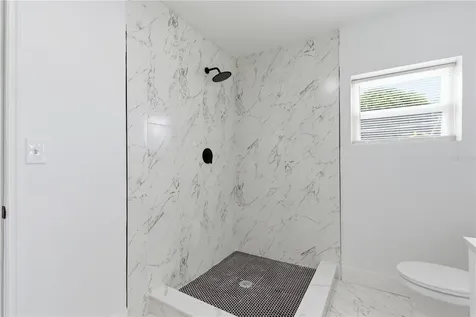 923 1st Avenue NW Largo FL 33770